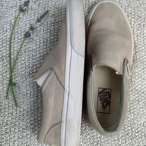 slip on suede vans
